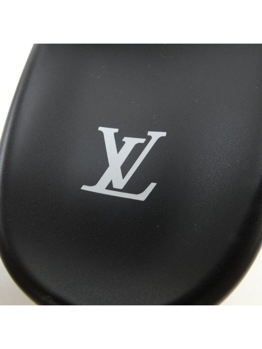 Louis Vuitton Size 7 Black Sandals - Picture 6 of 6